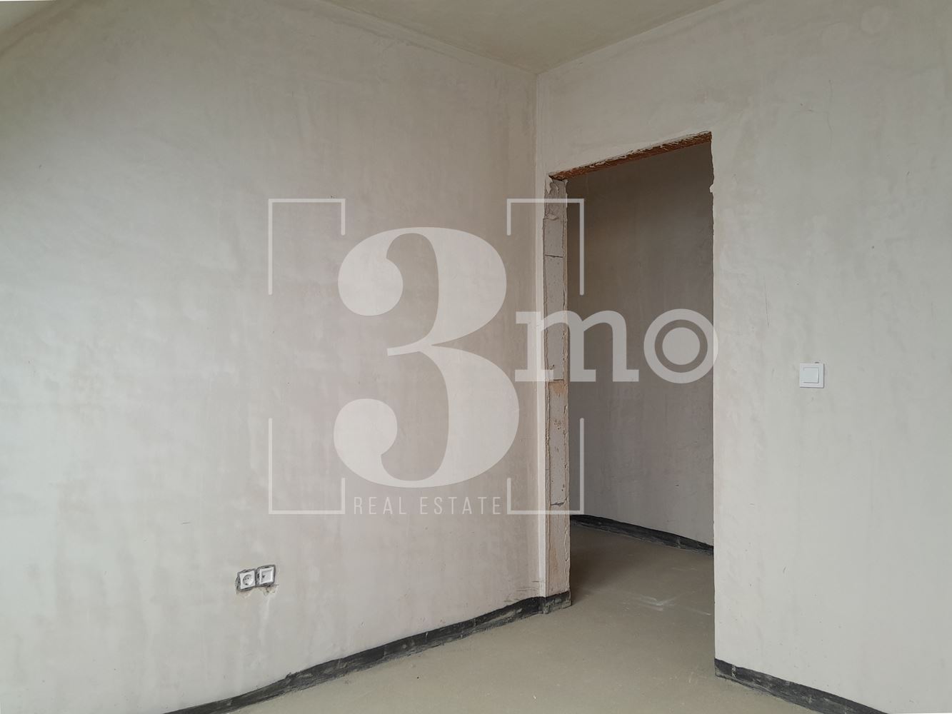 Многостаен апартамент - мезонет за продажба в кв. Витоша, гр. София - 0