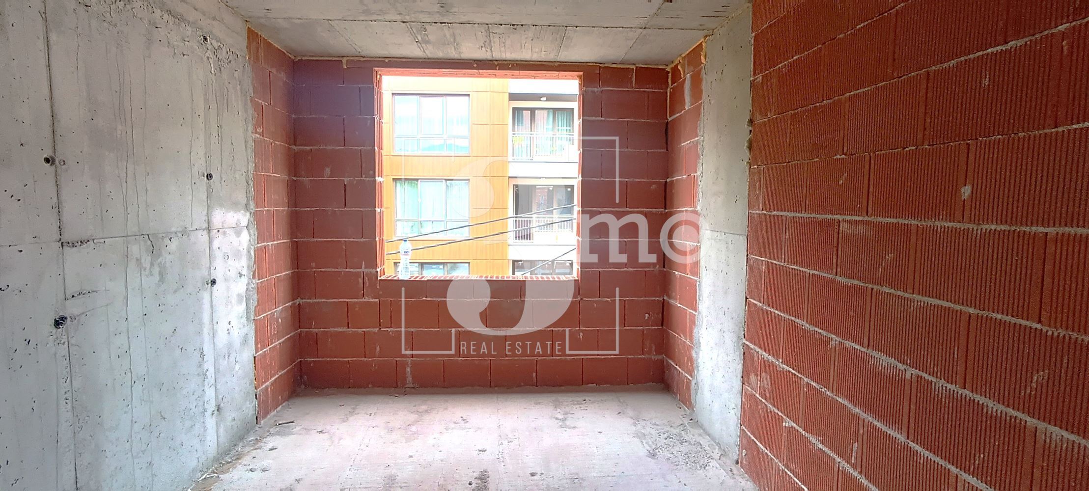 3mo Амалтея продава изгодно тристаен апартамент в сграда с АКТ 14, в ж.к. Банишора, София - 0