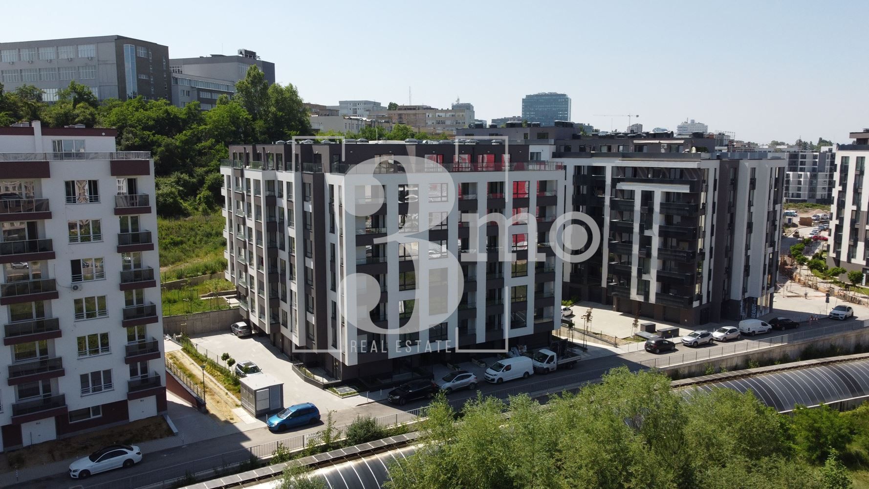 „3mo“ представя четиристаен пентхаус в Дружба 2. Имот за ценители, който предефинира понятието за простор - 0