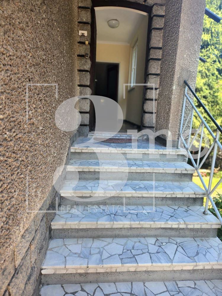 „3mo“ недвижими имоти предлага за продажба два етажа от къща в с. Владая - 0
