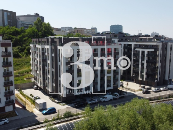 „3mo“ недвижими имоти продава тристаен апартамент, находящ се в ж.к. Дружба 2 - 0